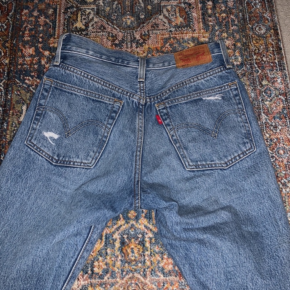 LEVIS 501 JEANS